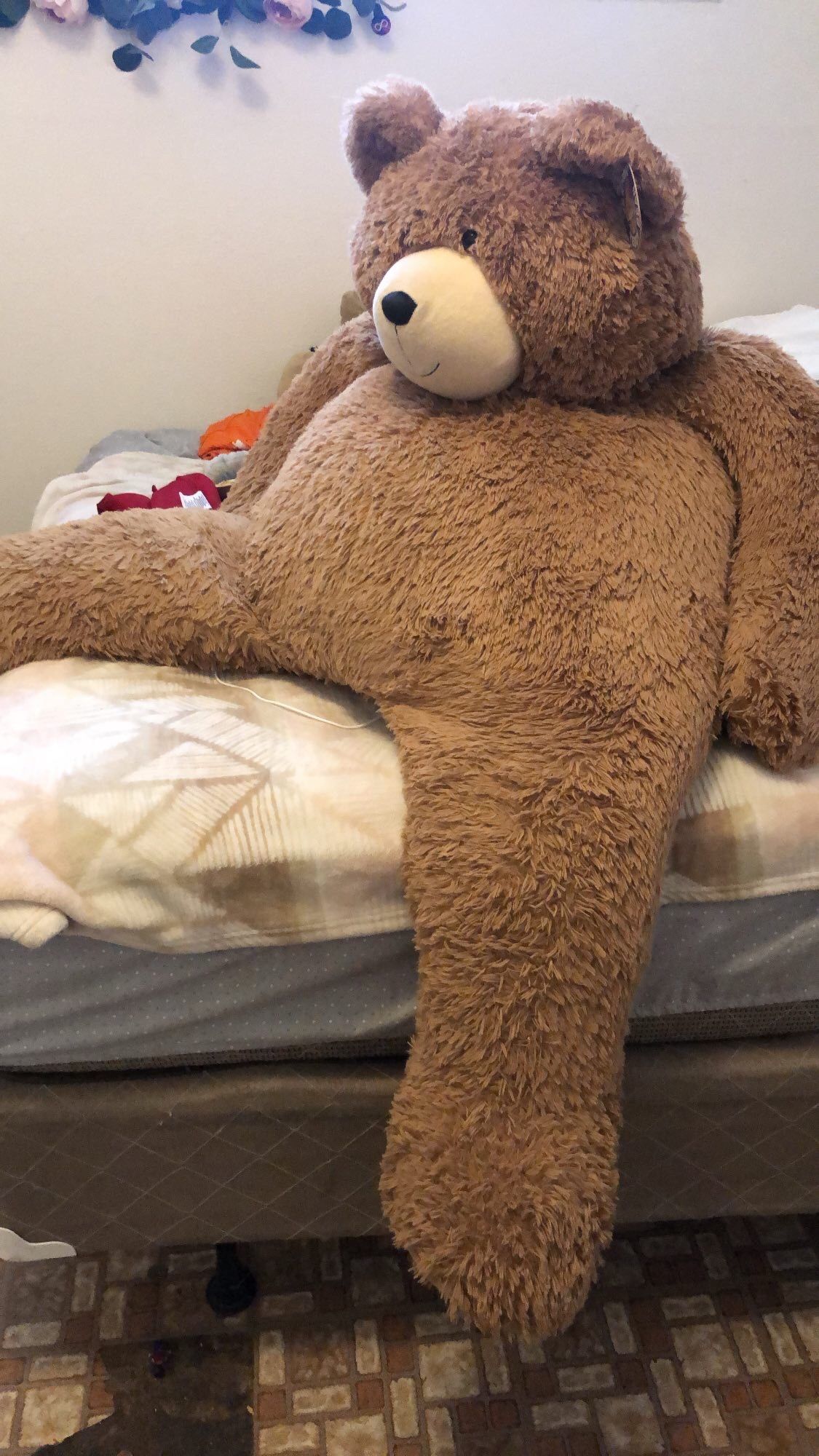 4 Ft Bear