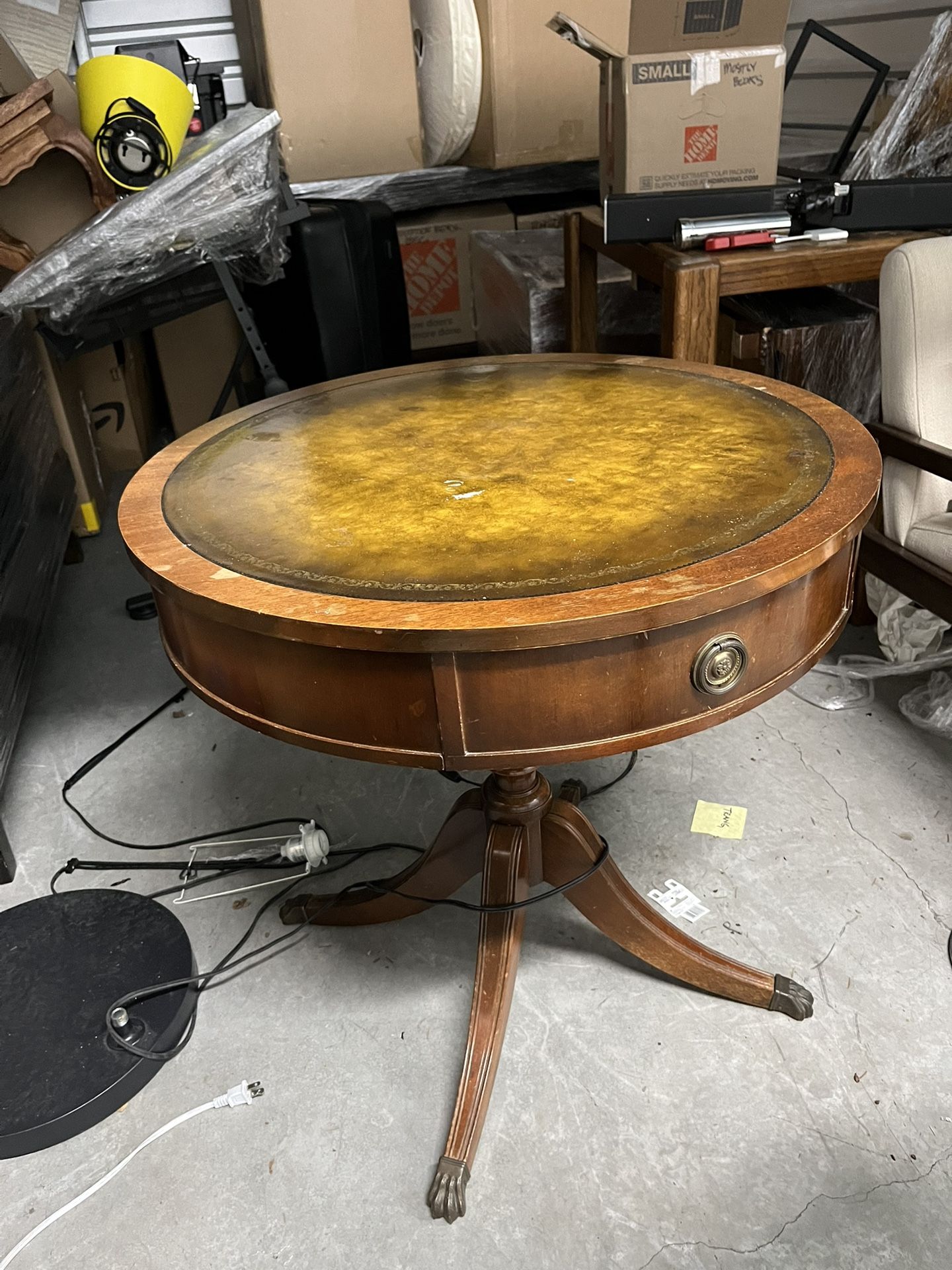 Round vintage foyer table