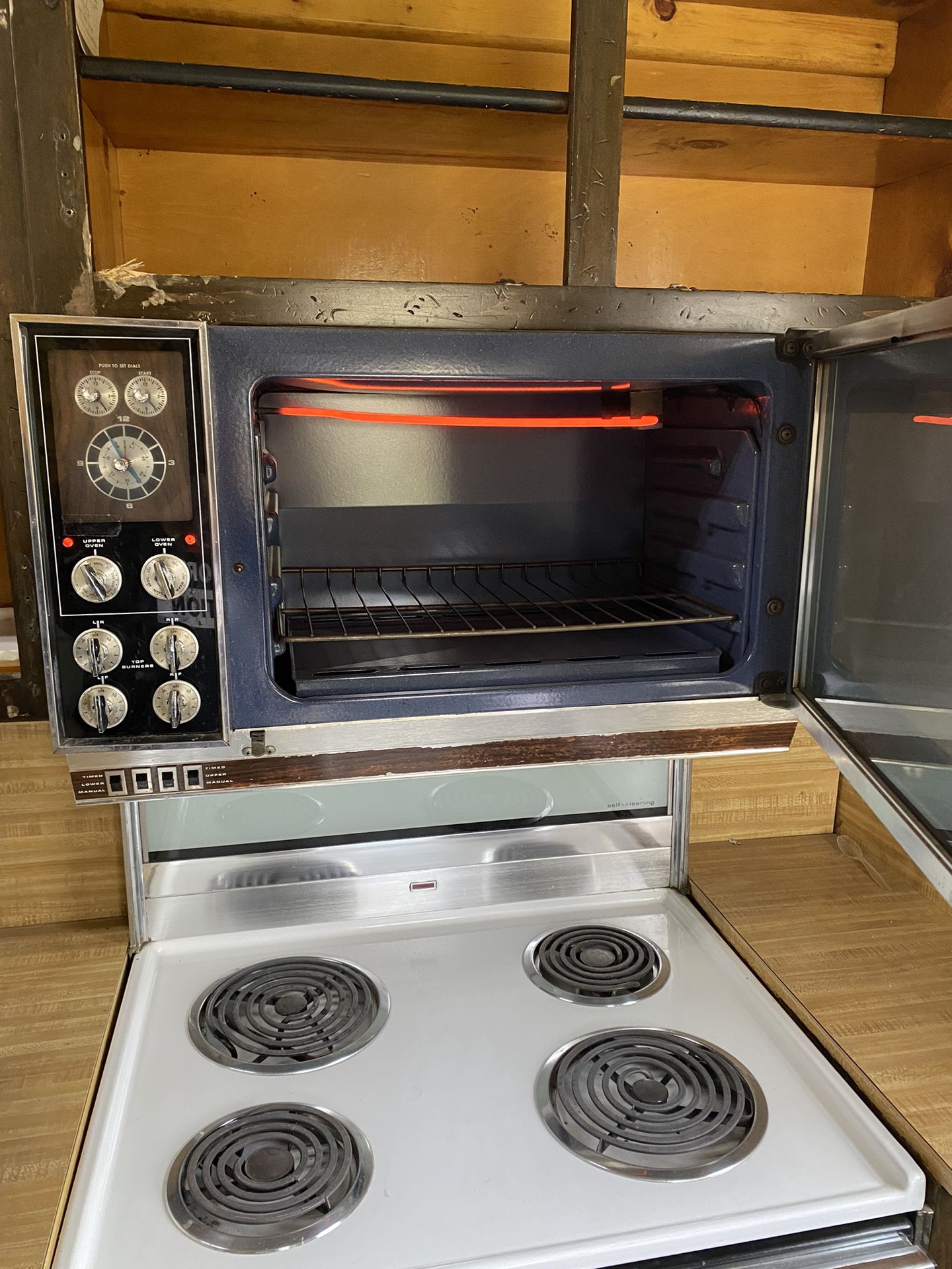 Cool vintage Proctor-Silex toaster oven for Sale in New York, NY - OfferUp
