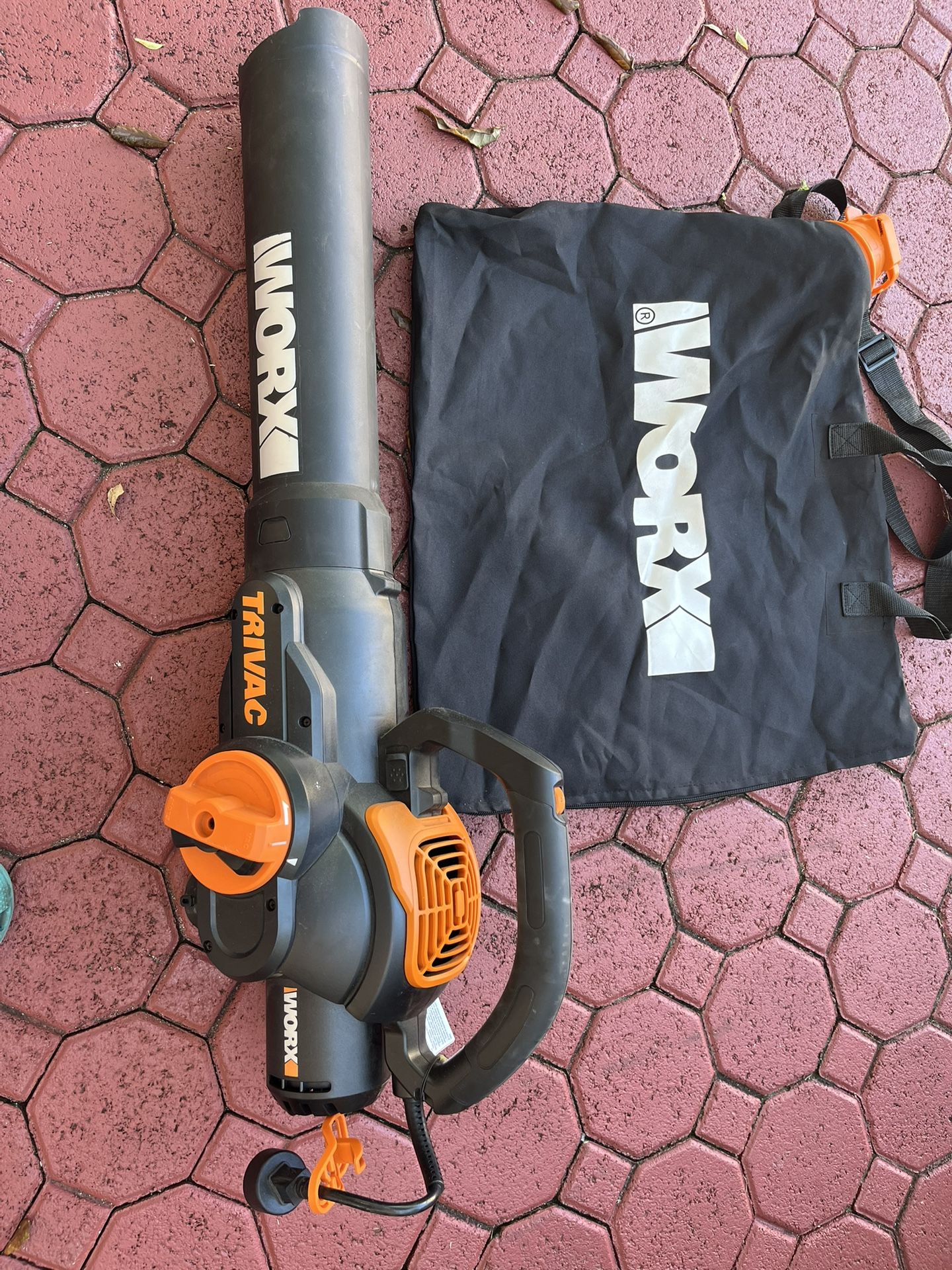 WORX leaf Blower And Vaccum And Mulcher