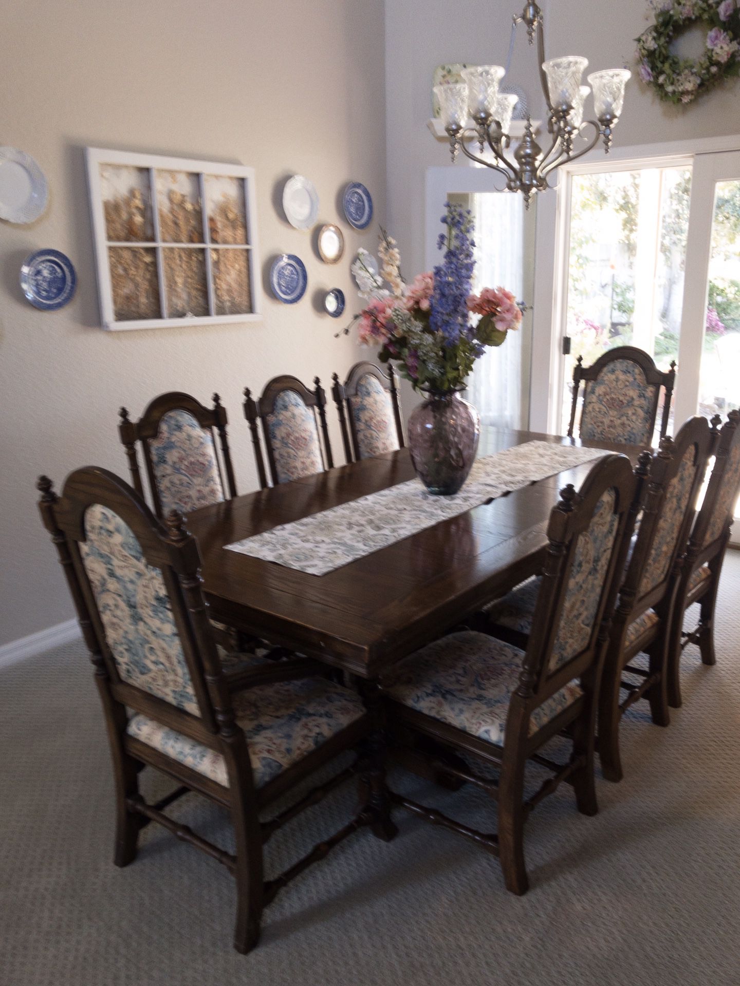 Ethan Allen Royal Charter Oak Dining Table with upholstered chairs