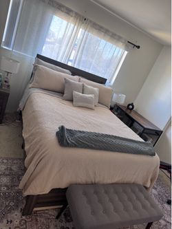 Modern wooden queen bed frame