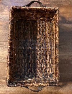 Woven Water Hyacinth Storage Basket with Wooden Feet & Metal Handles