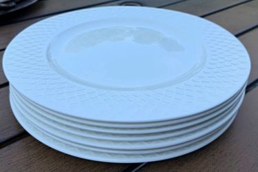 Mikasa Trellis White Bone China Dinner Plates Set of 6