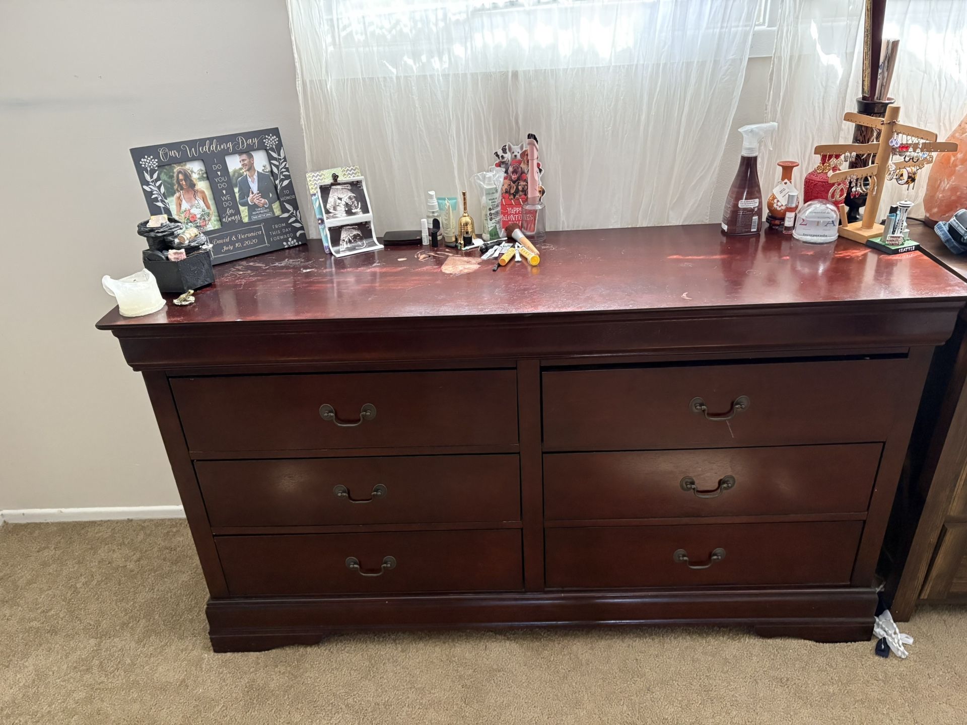 5 Piece Queen Size Sleigh bed set