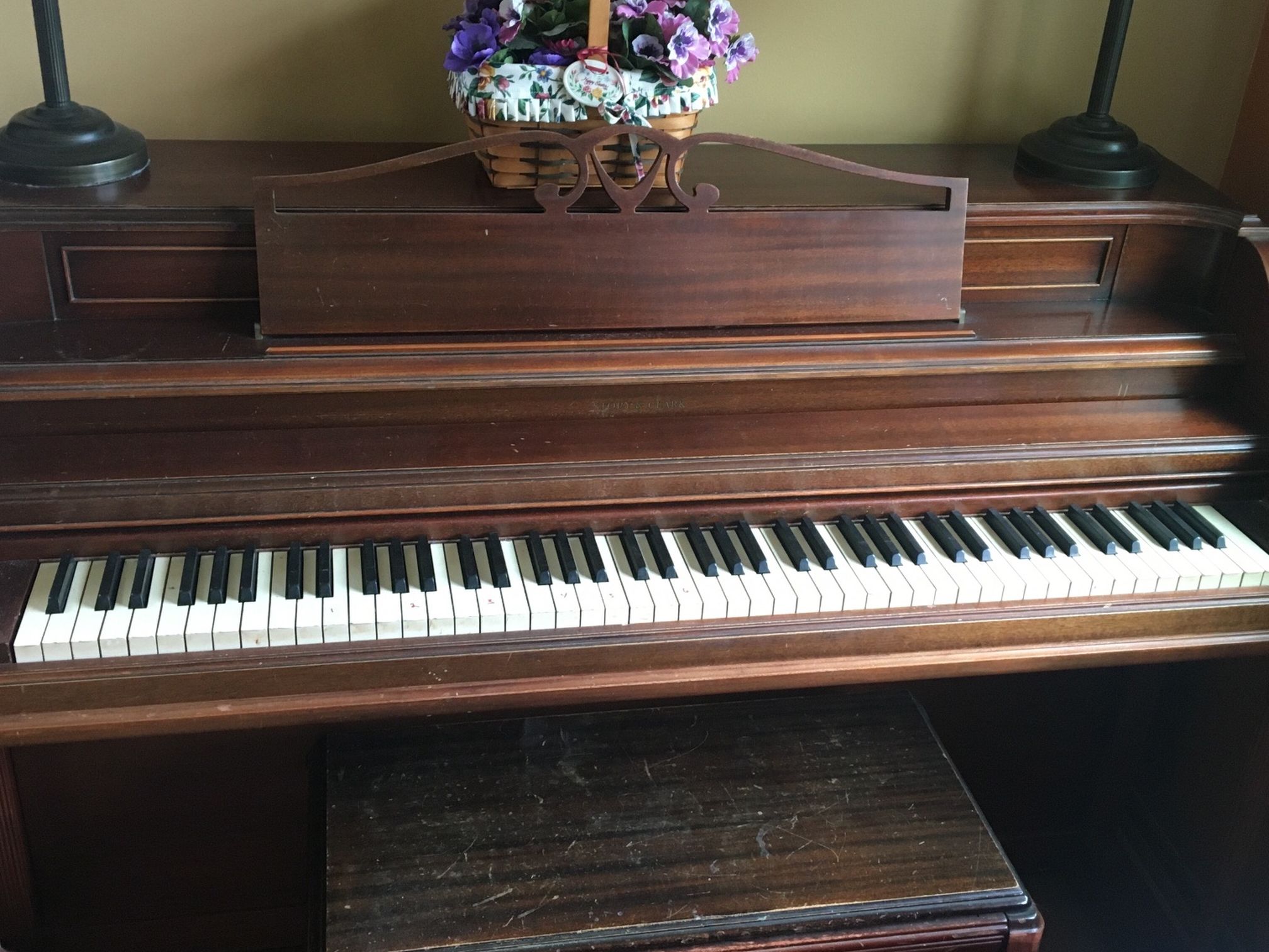 Piano / Story and Clark