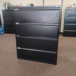 FILE CABINET 