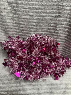 Valentine’s Day Heart Tinsel Garland