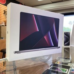16”MacBook Pro M2 Max 64 Ram TB SSD 