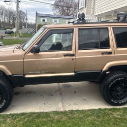1999 Jeep Cherokee