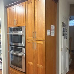 Kitchen Cherry Cabinets  And Stainless Steel Appliances For Cheap