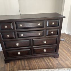 Brown Dresser - Great Quality