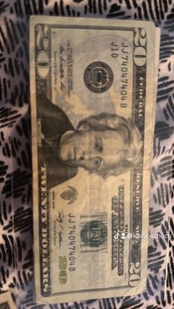 Tengo Este  Billete  De  Buena Serie