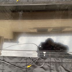 32 Inch Flat Screen Magnavox