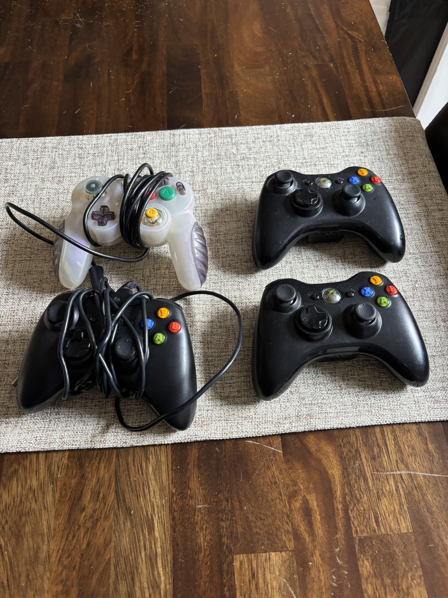 X Box Controllers (4)