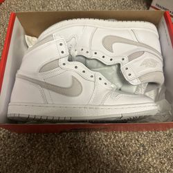 Air Jordan 1 ‘85 Neutral Grey Size 7