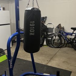 Everlast - Heavy Bag Stand 