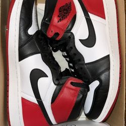 Air Jordan 1 Retro High OG Black Toe 