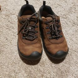 KEEN shoes for men , size 10.5. .