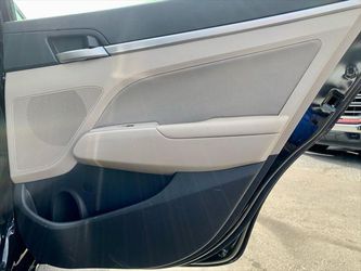 2019 Hyundai Elantra Thumbnail