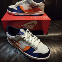 Dunks Sz 6.5Y