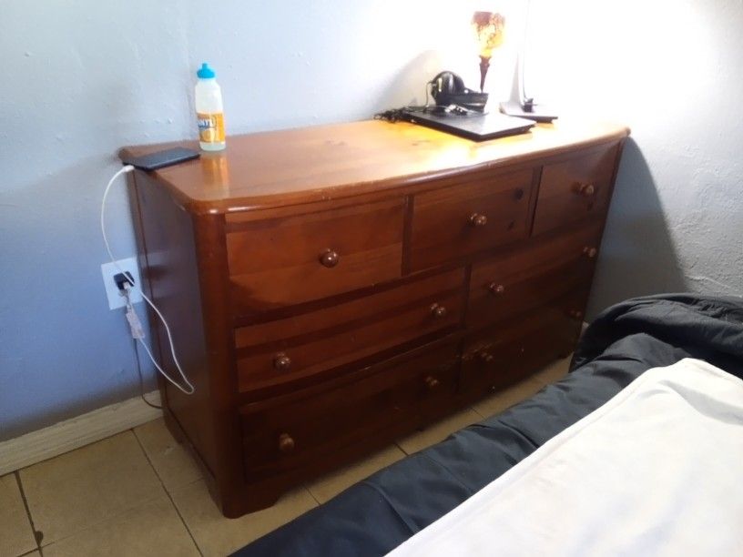 $25+ Sofa Dressers Table Dining Table