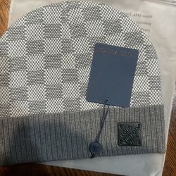 Lv Beanie
