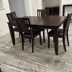 5-Piece Rectangle Mahogany Finish Solid Wood