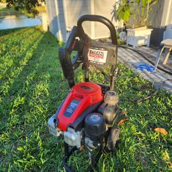 Pressure washer, gas, Simpson Clean Machine 2400psi, 2.0gpm, soap dispenser, hose and wand included!