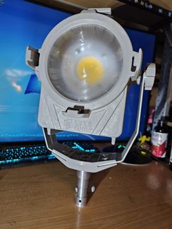 Litepanels Lite Panels Sola 6 LED Light