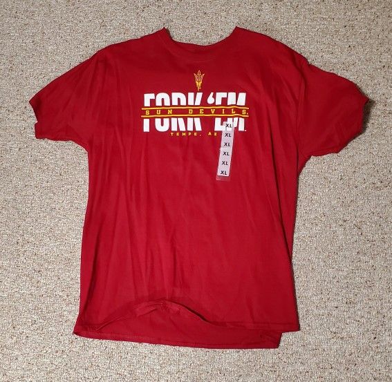 Arizonia State Sun Devils T-Shirt Size XL