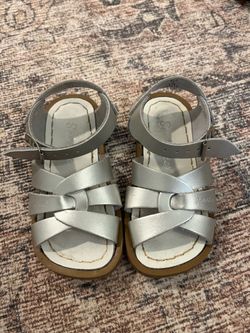 Toddler salt water shoes