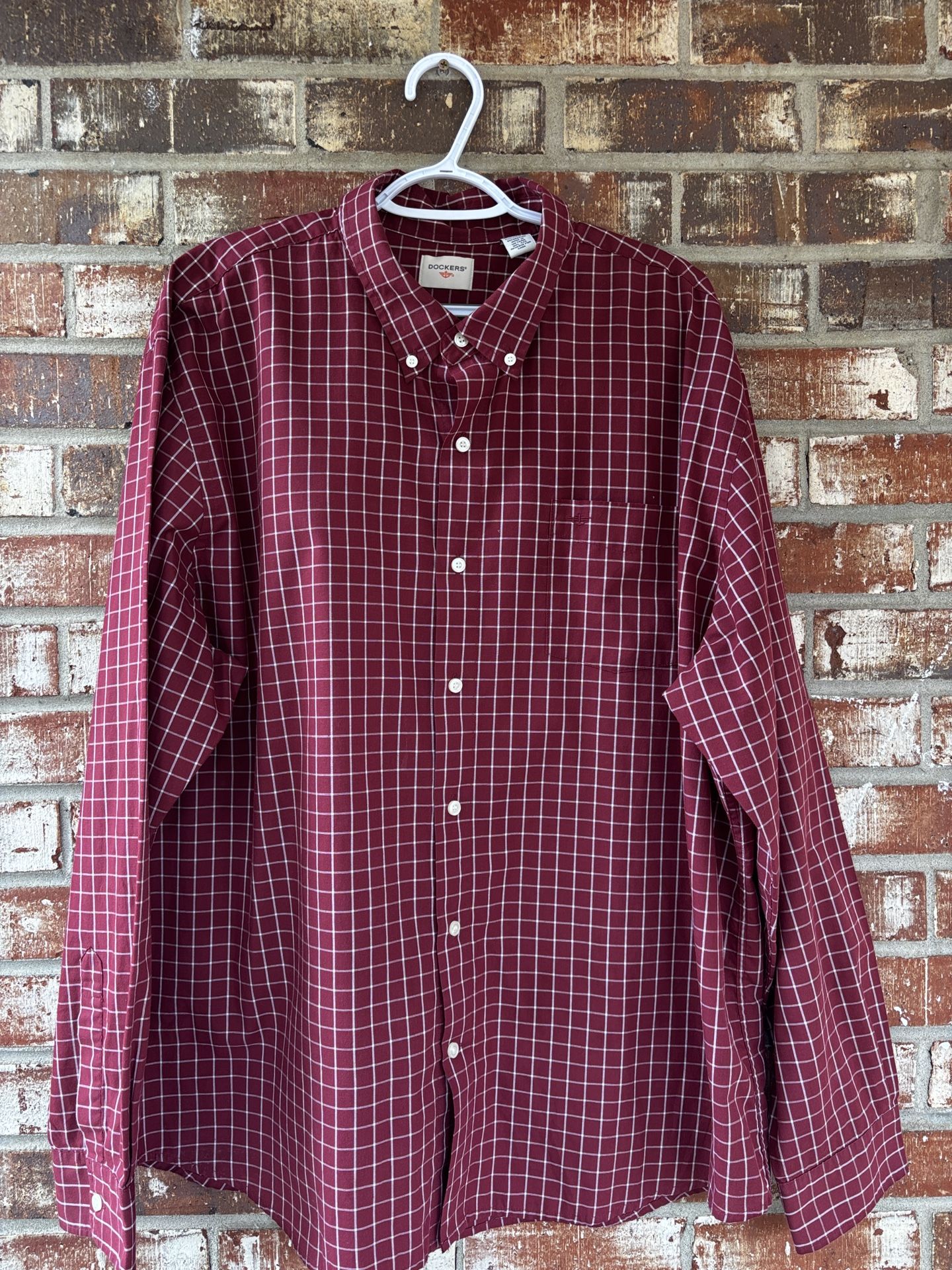 Dockers Button Up 