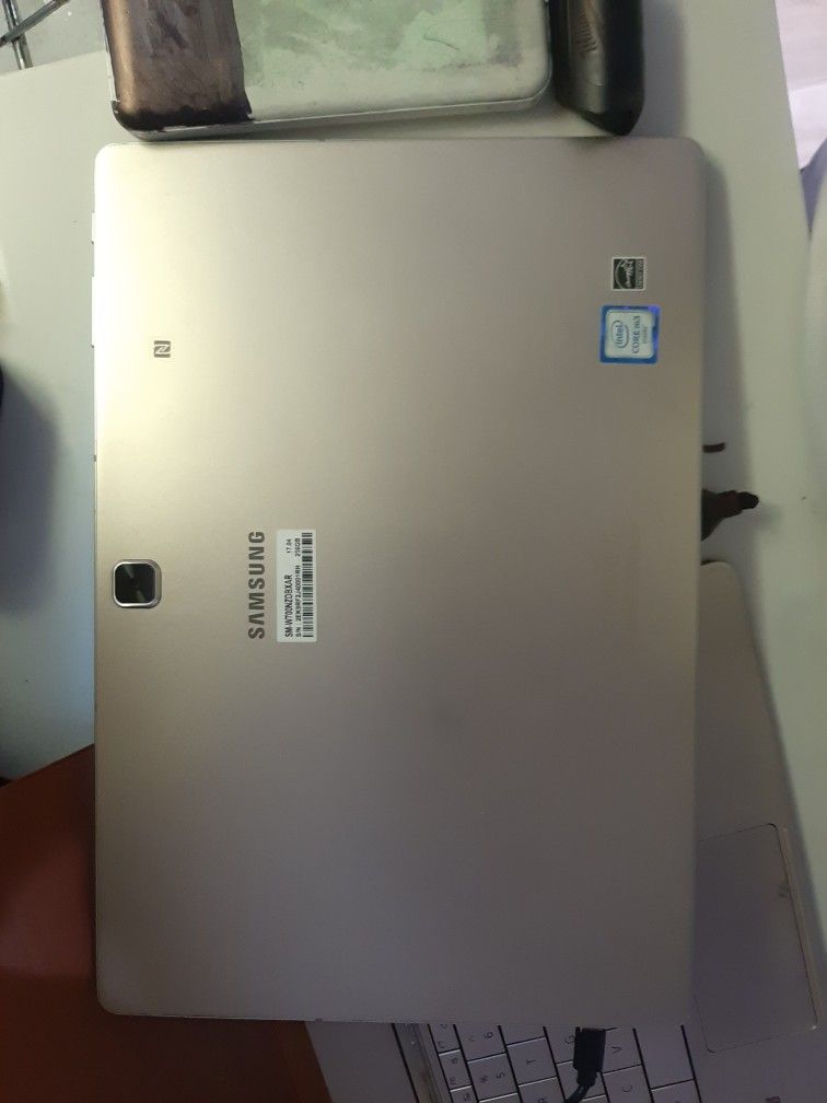 Samsung Tab s pro 11 Amazing Tablet  1 Tb Made of Titanium  And The Operating Speed Is Amazing