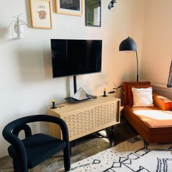 43-Inch HD Smart Android TV