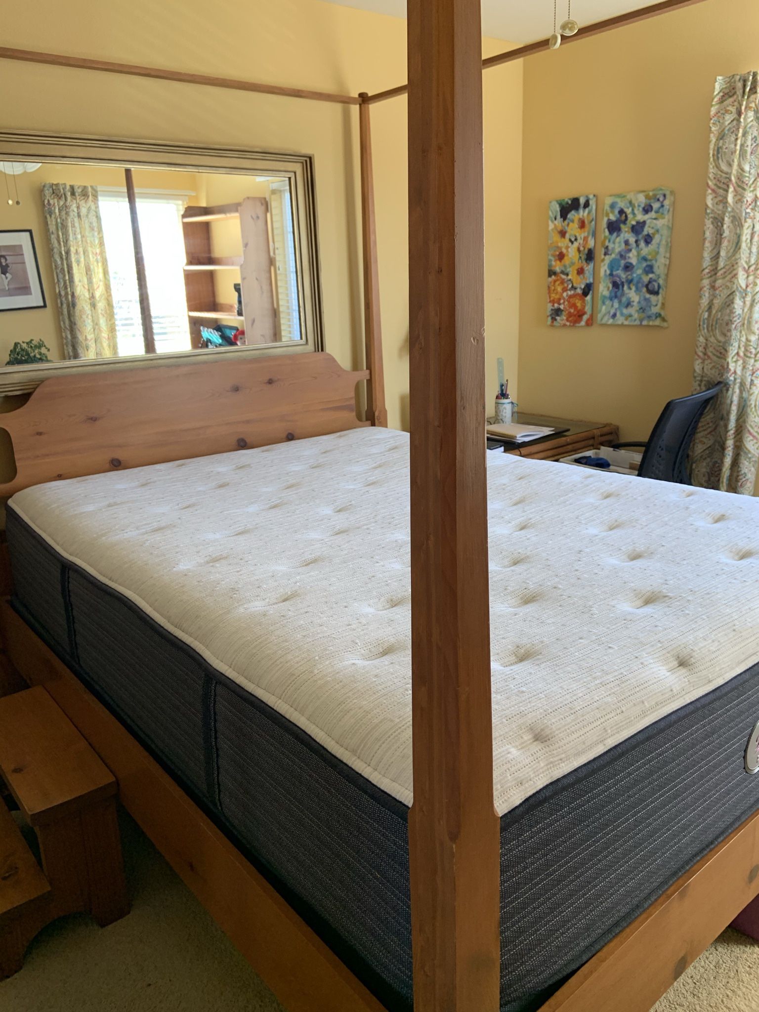 Queen Pencil post bed frame Solid wood brown