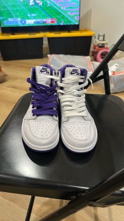Women’s Jordan retro 1’s