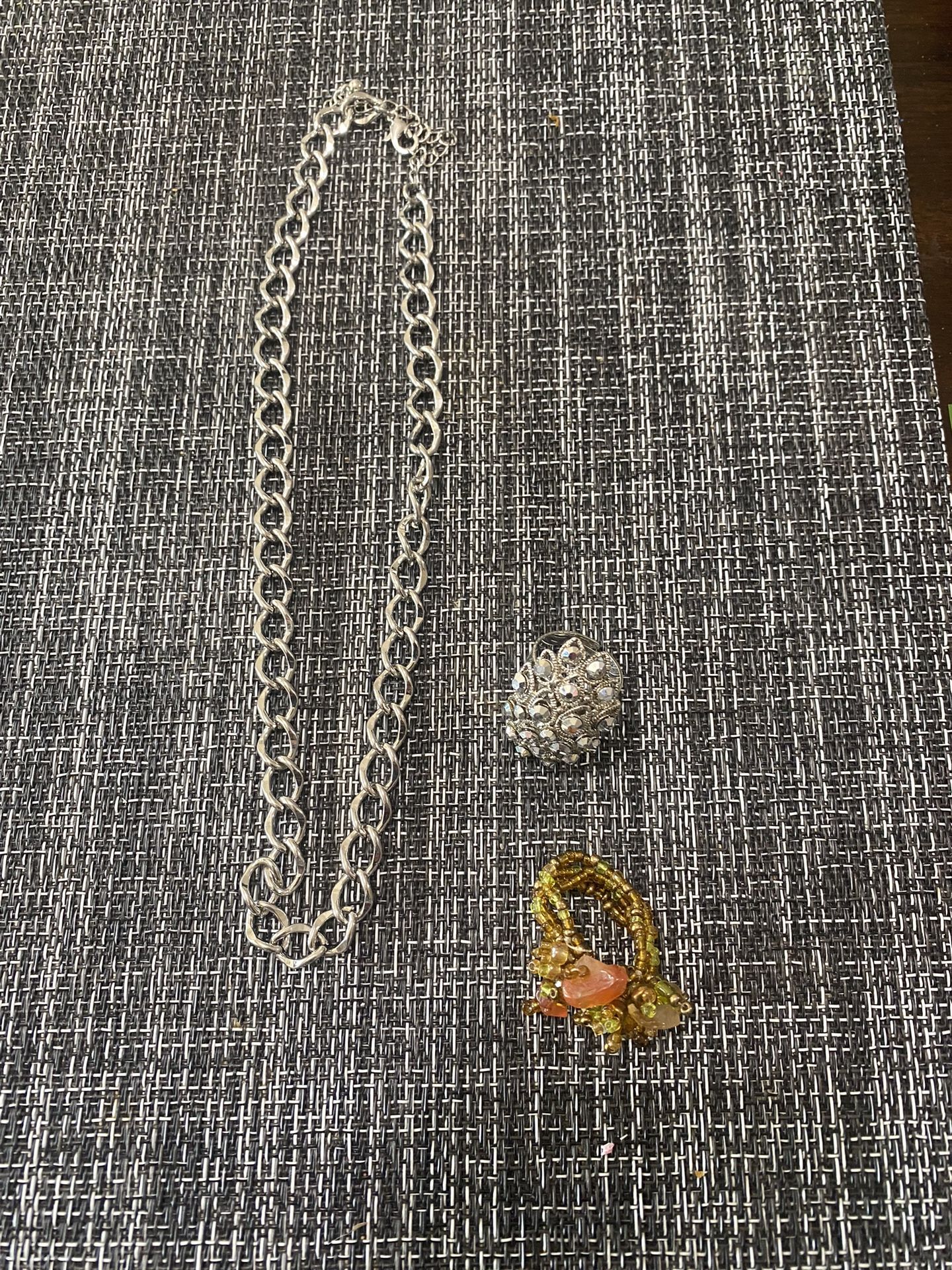 2 Rings And A Necklace