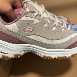 Skechers D’lites Original size 7 Women’s 