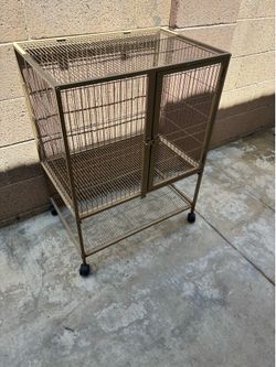 Cage with wheels