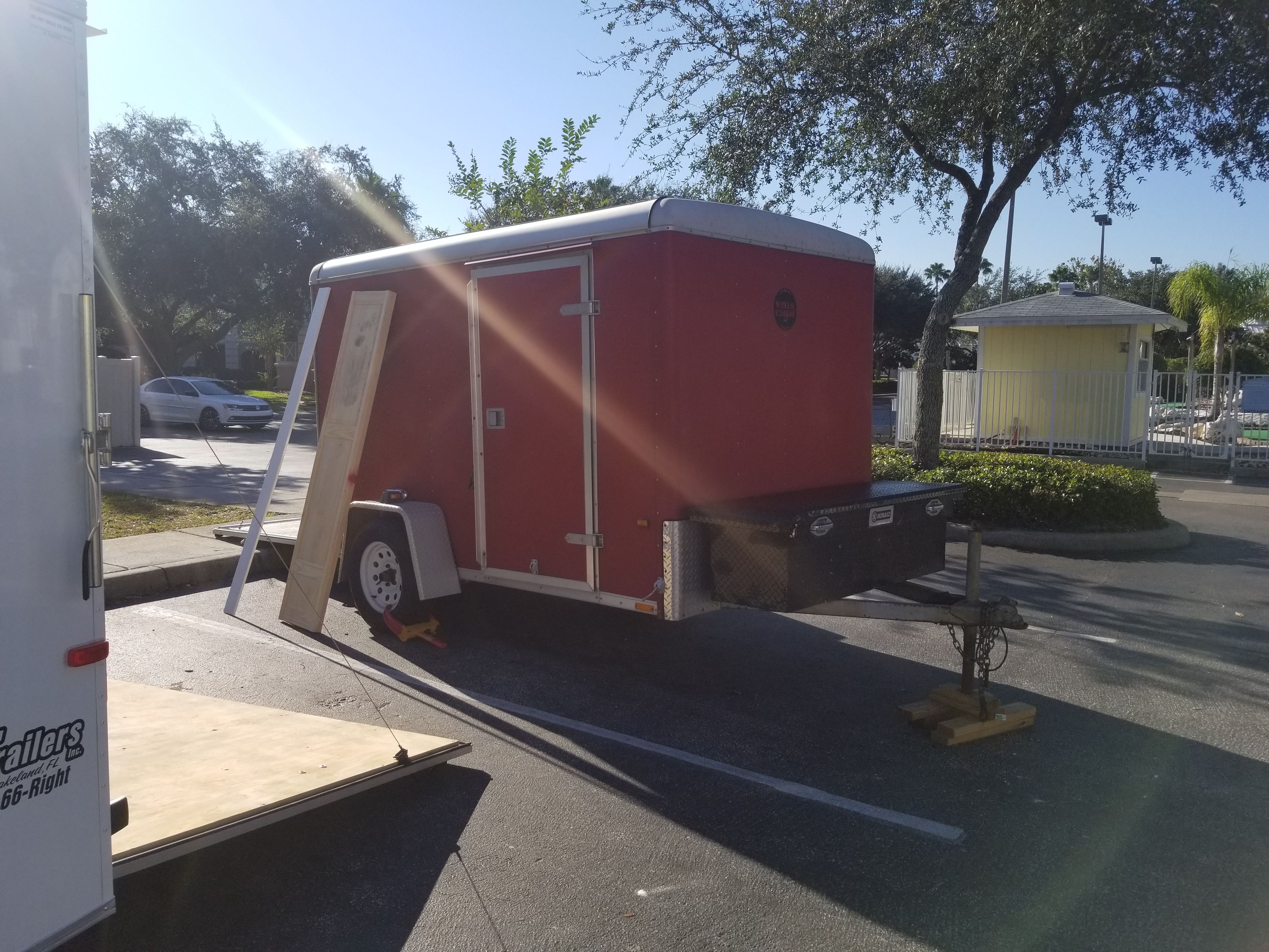 6x10 enclosed trailer