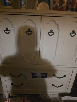 Free dresser