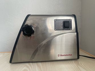 Sunmile Electric Meat Grinder * The Sunmile SM-G33 motor/base