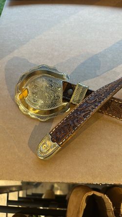Western belt buckle with belt and matching end