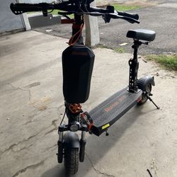 Ruitoo RT6 Electric Scooter