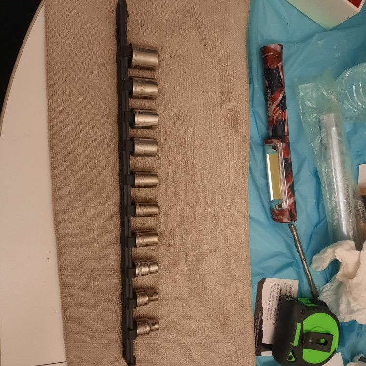 Craftsman 10 PC Metric 3/8 Dr Socket Set On Rail. 17mm To 8mm. 6 Point. USA