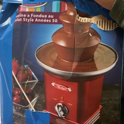 Chocolate fountain