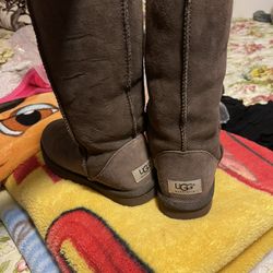 Ugg Size 5