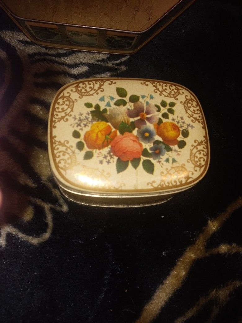 Vintage Tin