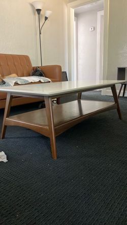 Coffee table - modern, MCM, great shape